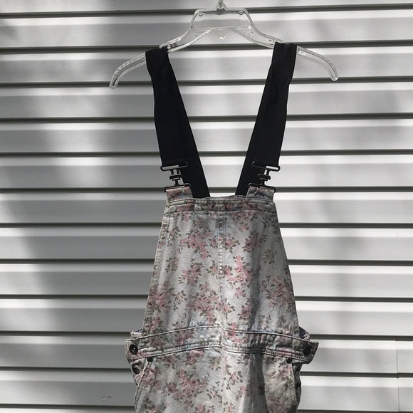 F21 Overalls Dress - Picture 2 of 8